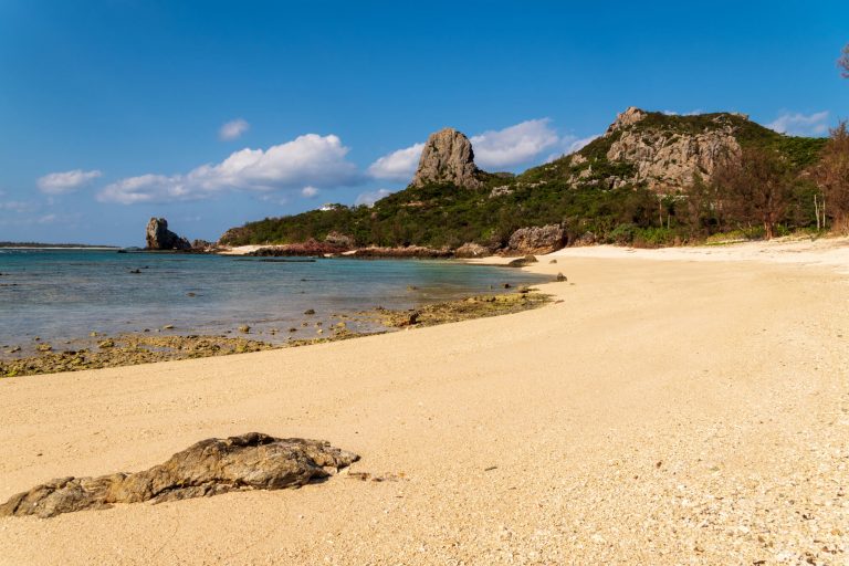 伊是名島_フェリーのイメージ画像